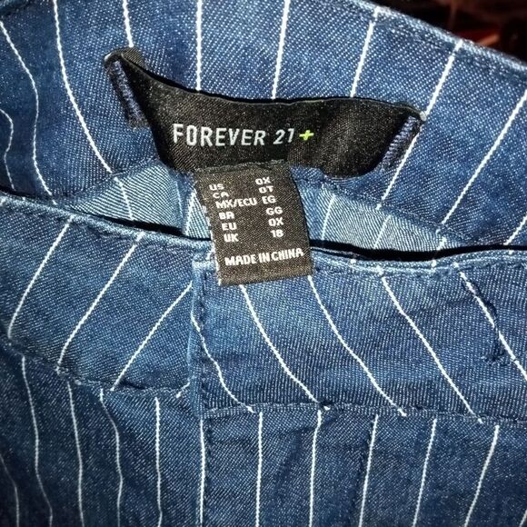 Forever 21 Plus Size Denim Skinny Jeans - Picture 5 of 5